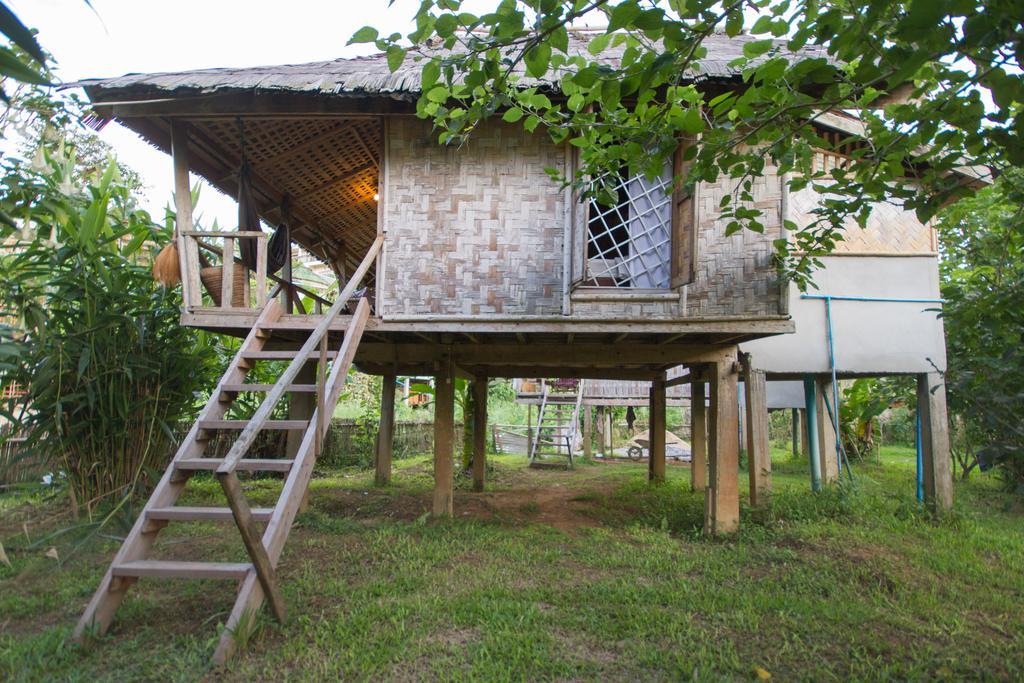 Champa Lao Bungalows Hotel Vang Vieng Exterior foto