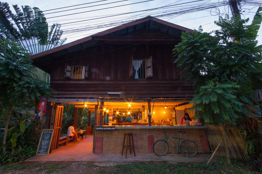 Champa Lao Bungalows Hotel Vang Vieng Exterior foto