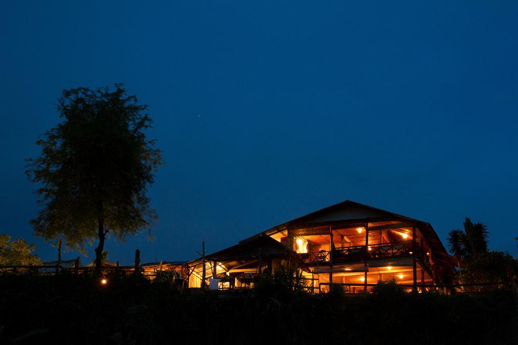 Champa Lao Bungalows Hotel Vang Vieng Exterior foto